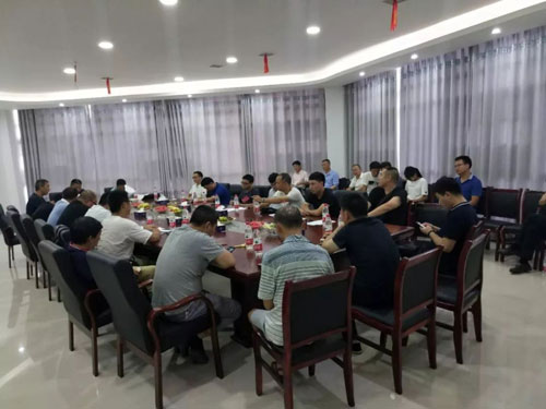 8月6日县住建局、质安站、经开区等相关单位负责领导和各专业人士，组成的工程验收委员会，对本项目进行了主体工程竣工验收工作。创品国际建材家居城是由香港创品国际投资,衡山创品置业开发建设。项目位于衡山县工业大道与黄花路交汇处，新政务中心前